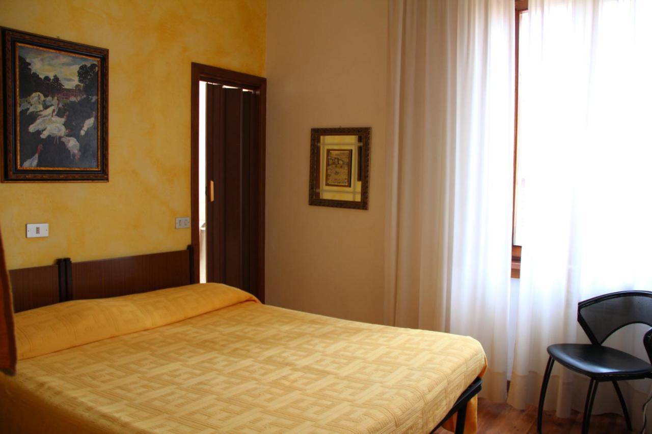 B&B Edelweiss Кастионе дела Презолана Екстериор снимка